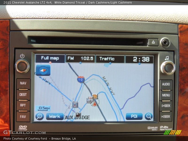 White Diamond Tricoat / Dark Cashmere/Light Cashmere 2011 Chevrolet Avalanche LTZ 4x4