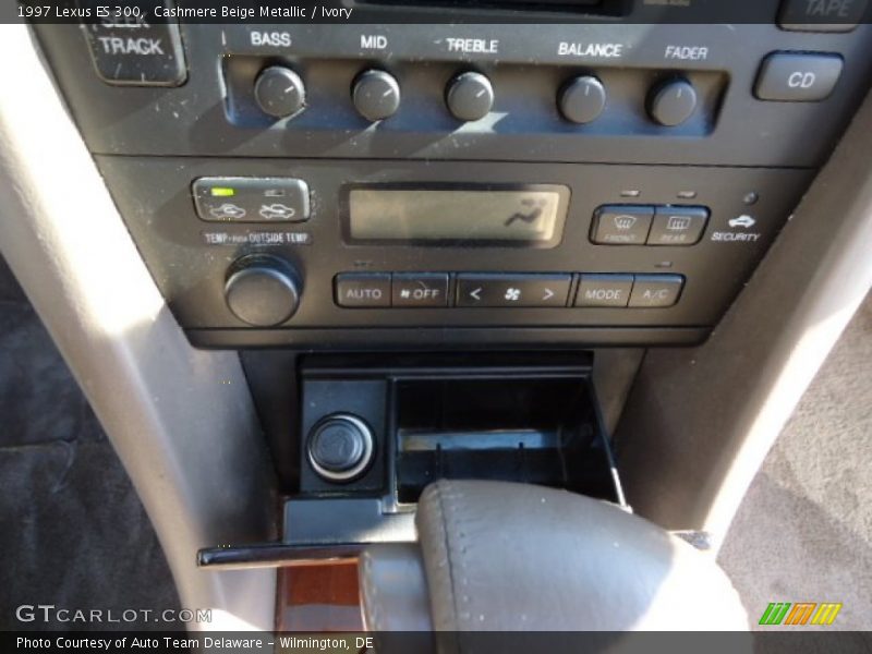 Cashmere Beige Metallic / Ivory 1997 Lexus ES 300