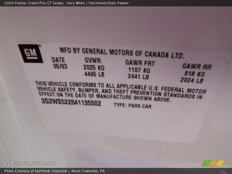 Ivory White / Parchment/Dark Pewter 2004 Pontiac Grand Prix GT Sedan