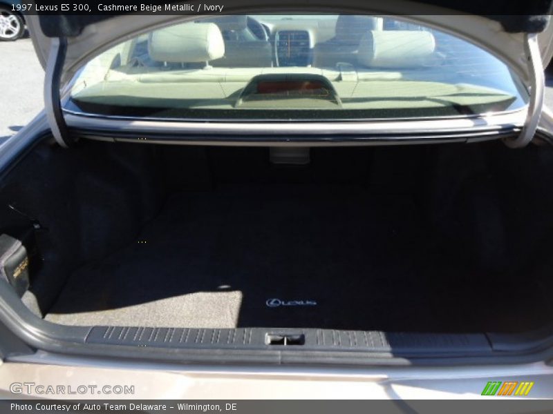 Cashmere Beige Metallic / Ivory 1997 Lexus ES 300