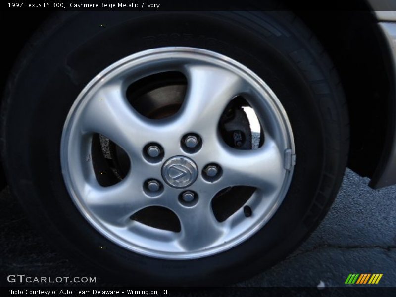 Cashmere Beige Metallic / Ivory 1997 Lexus ES 300