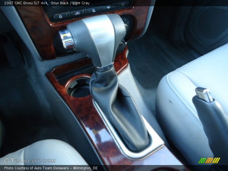 Onyx Black / Light Gray 2007 GMC Envoy SLT 4x4