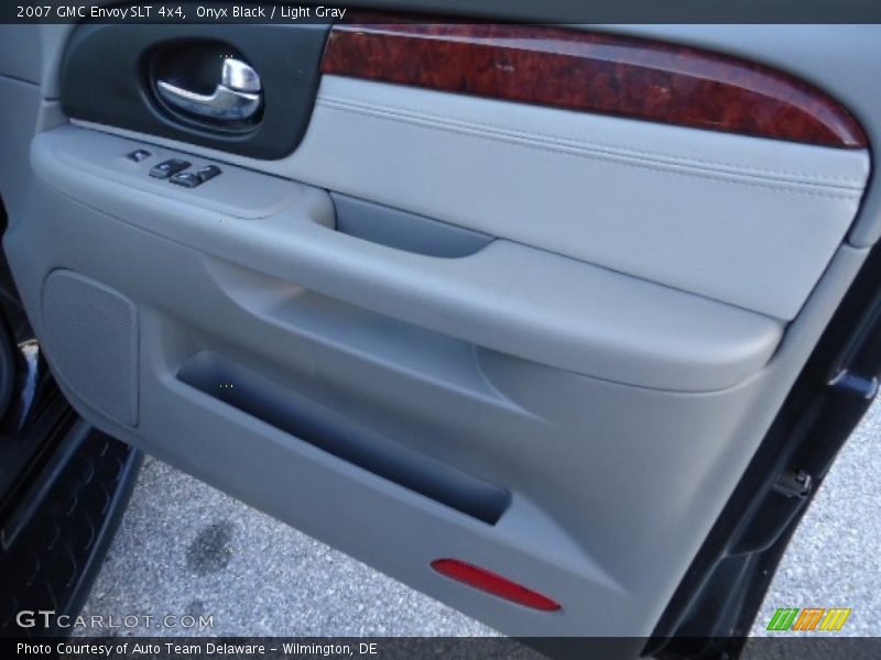 Onyx Black / Light Gray 2007 GMC Envoy SLT 4x4