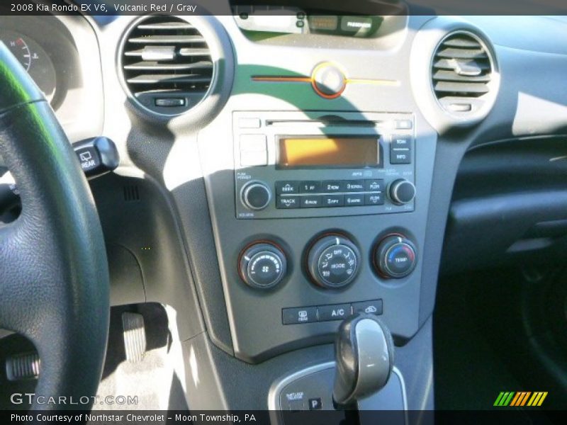 Volcanic Red / Gray 2008 Kia Rondo EX V6