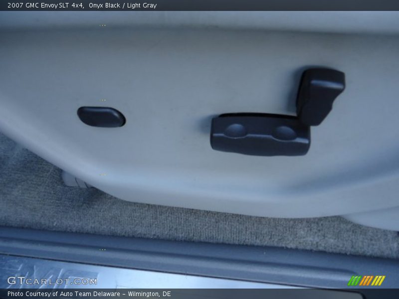 Onyx Black / Light Gray 2007 GMC Envoy SLT 4x4