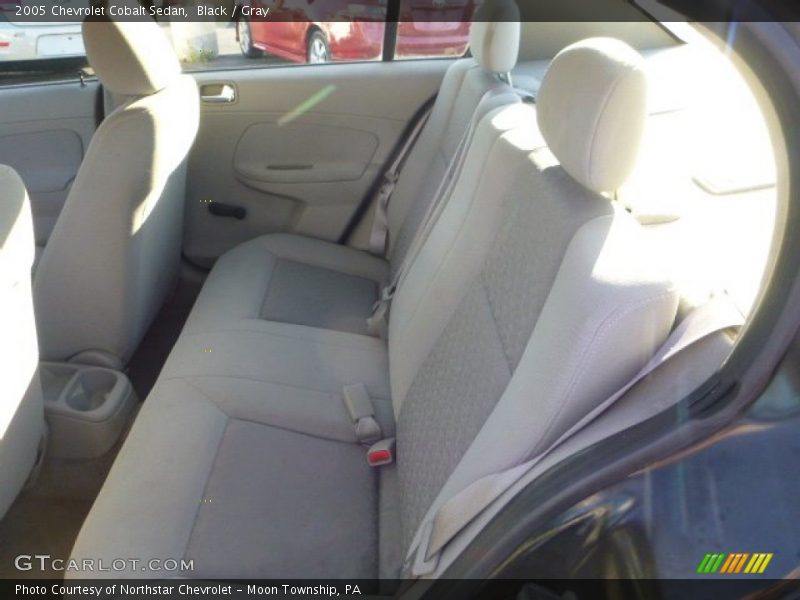 Black / Gray 2005 Chevrolet Cobalt Sedan