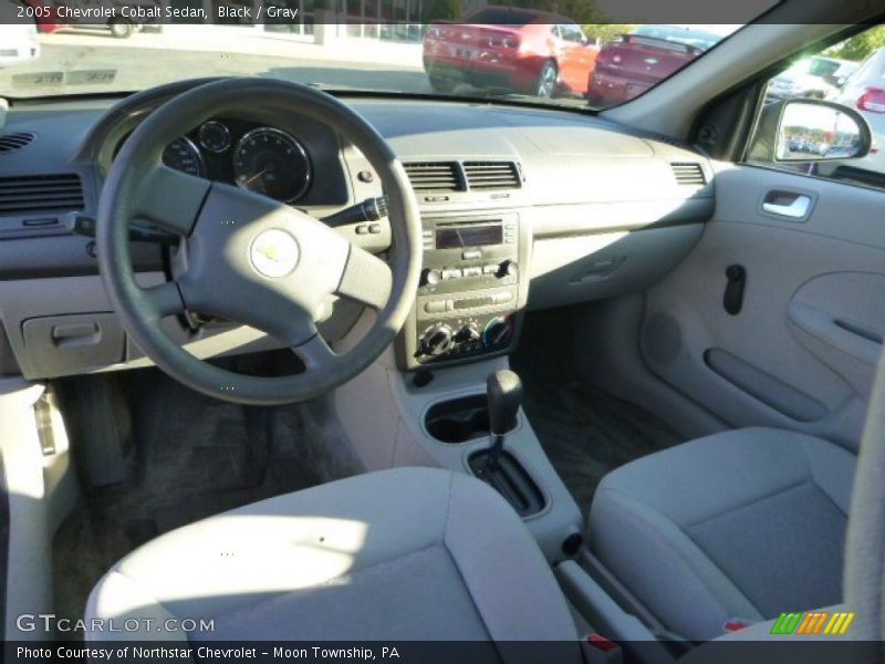 Black / Gray 2005 Chevrolet Cobalt Sedan
