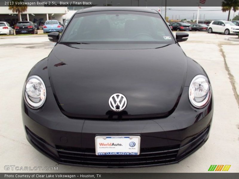 Black / Titan Black 2013 Volkswagen Beetle 2.5L