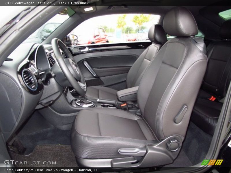 Black / Titan Black 2013 Volkswagen Beetle 2.5L