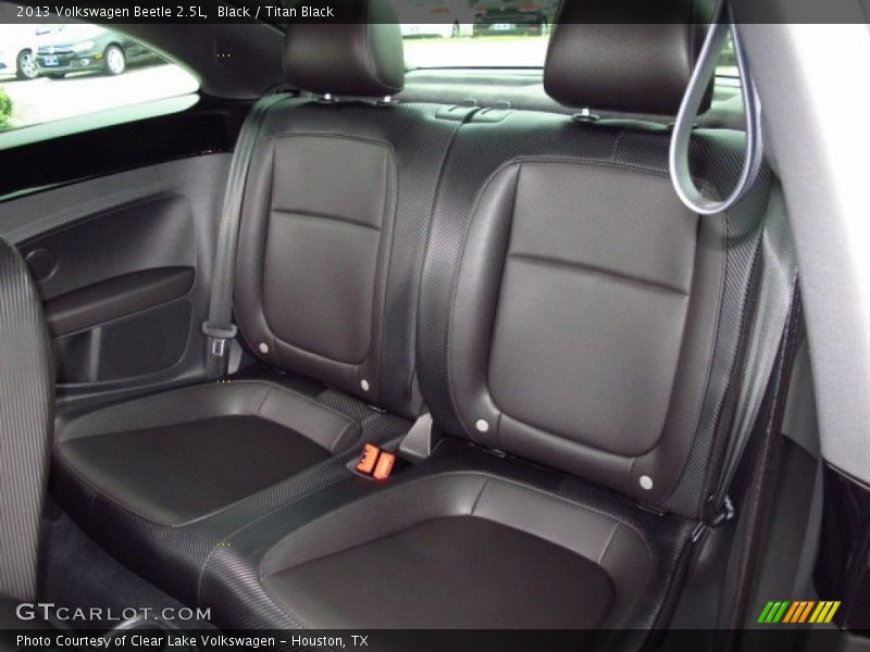 Black / Titan Black 2013 Volkswagen Beetle 2.5L