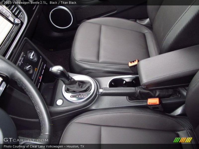 Black / Titan Black 2013 Volkswagen Beetle 2.5L