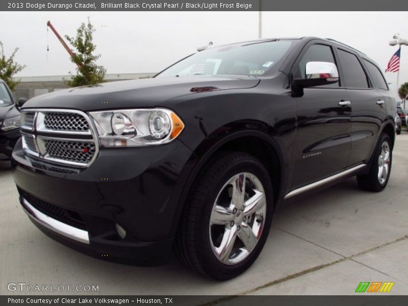 Brilliant Black Crystal Pearl / Black/Light Frost Beige 2013 Dodge Durango Citadel