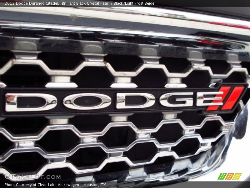 Brilliant Black Crystal Pearl / Black/Light Frost Beige 2013 Dodge Durango Citadel