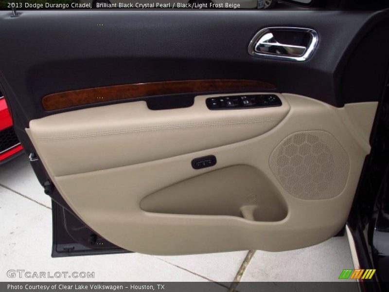 Brilliant Black Crystal Pearl / Black/Light Frost Beige 2013 Dodge Durango Citadel
