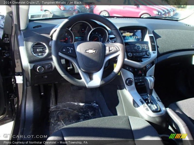 Tungsten Metallic / Jet Black 2014 Chevrolet Cruze LT