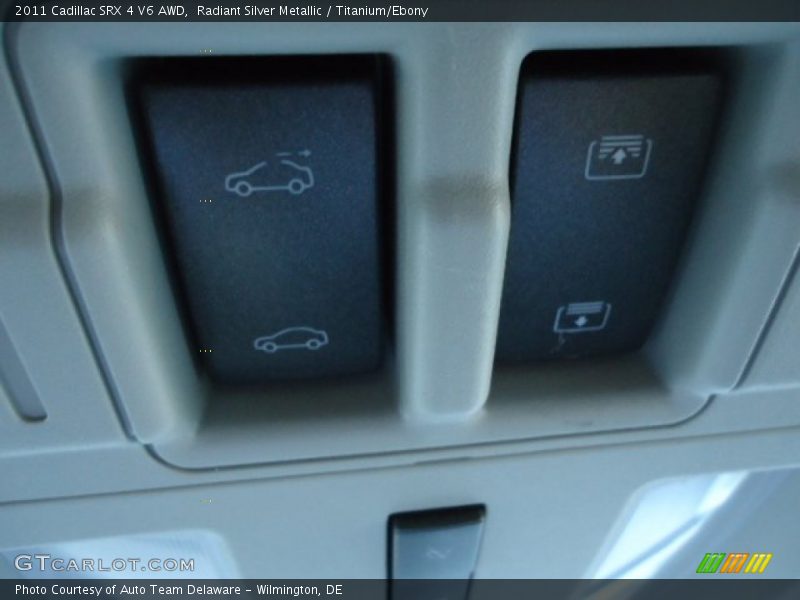 Radiant Silver Metallic / Titanium/Ebony 2011 Cadillac SRX 4 V6 AWD