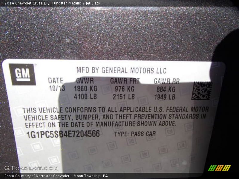 Tungsten Metallic / Jet Black 2014 Chevrolet Cruze LT