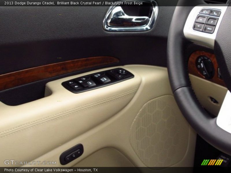 Brilliant Black Crystal Pearl / Black/Light Frost Beige 2013 Dodge Durango Citadel