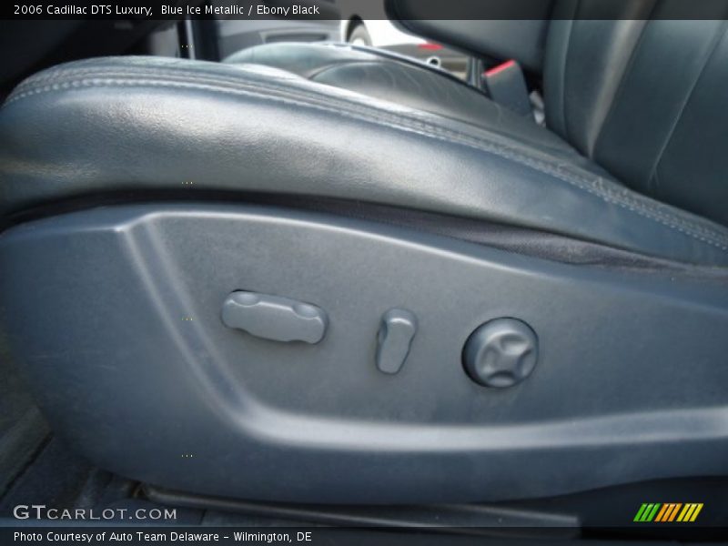 Blue Ice Metallic / Ebony Black 2006 Cadillac DTS Luxury
