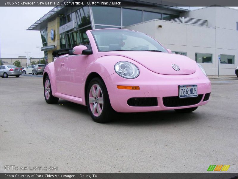 Custom Pink / Black 2006 Volkswagen New Beetle 2.5 Convertible