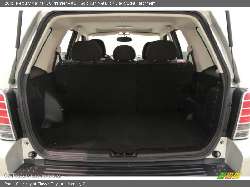 Gold Ash Metallic / Black/Light Parchment 2005 Mercury Mariner V6 Premier 4WD