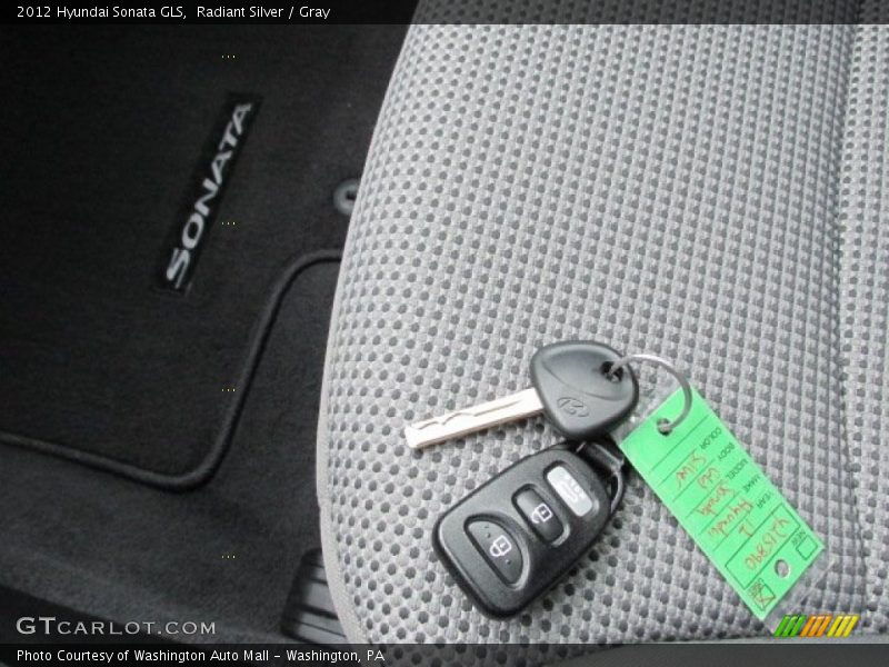 Radiant Silver / Gray 2012 Hyundai Sonata GLS