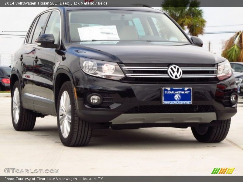 Deep Black Metallic / Beige 2014 Volkswagen Tiguan SEL