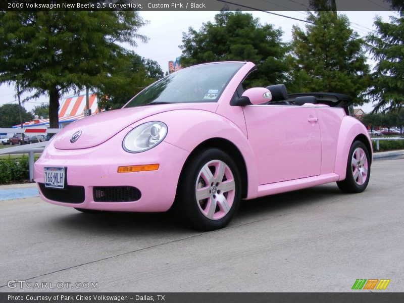 Custom Pink / Black 2006 Volkswagen New Beetle 2.5 Convertible