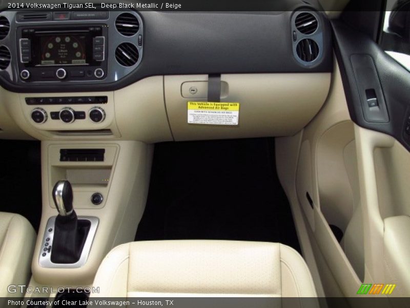 Deep Black Metallic / Beige 2014 Volkswagen Tiguan SEL