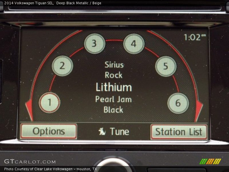 Deep Black Metallic / Beige 2014 Volkswagen Tiguan SEL
