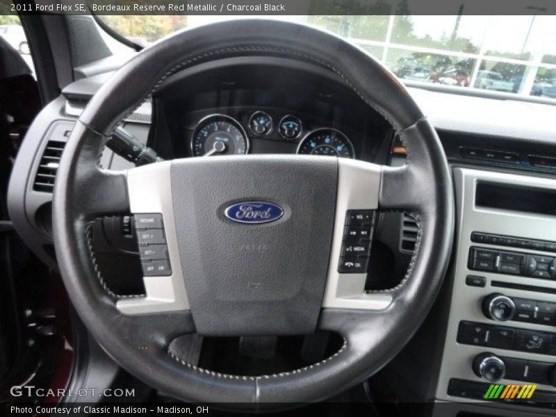 Bordeaux Reserve Red Metallic / Charcoal Black 2011 Ford Flex SE