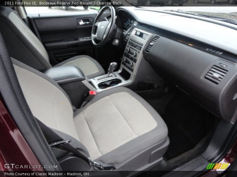 Bordeaux Reserve Red Metallic / Charcoal Black 2011 Ford Flex SE