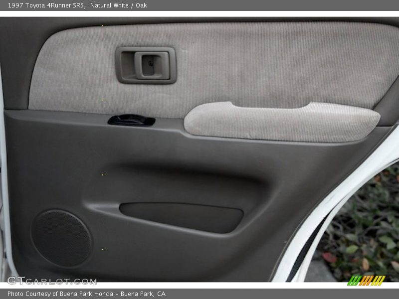 Natural White / Oak 1997 Toyota 4Runner SR5