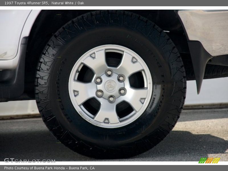 Natural White / Oak 1997 Toyota 4Runner SR5