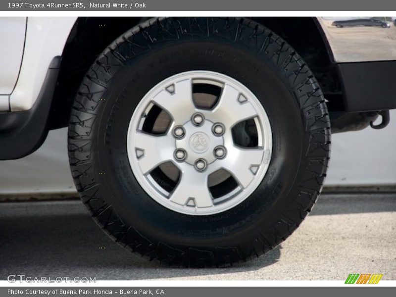 Natural White / Oak 1997 Toyota 4Runner SR5