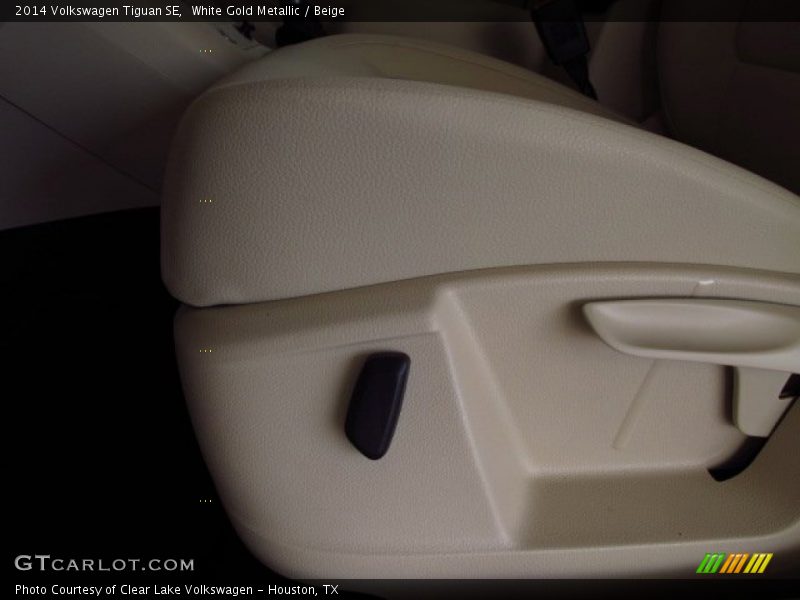 White Gold Metallic / Beige 2014 Volkswagen Tiguan SE