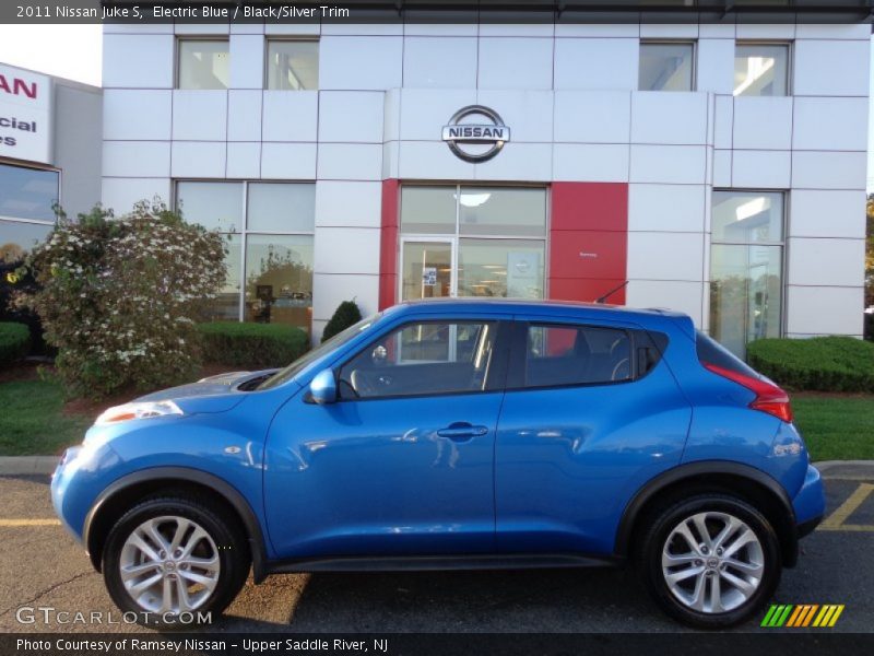 Electric Blue / Black/Silver Trim 2011 Nissan Juke S