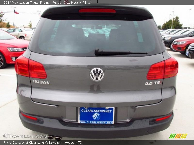 Pepper Gray Metallic / Black 2014 Volkswagen Tiguan R-Line