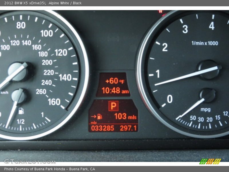 Alpine White / Black 2012 BMW X5 xDrive35i
