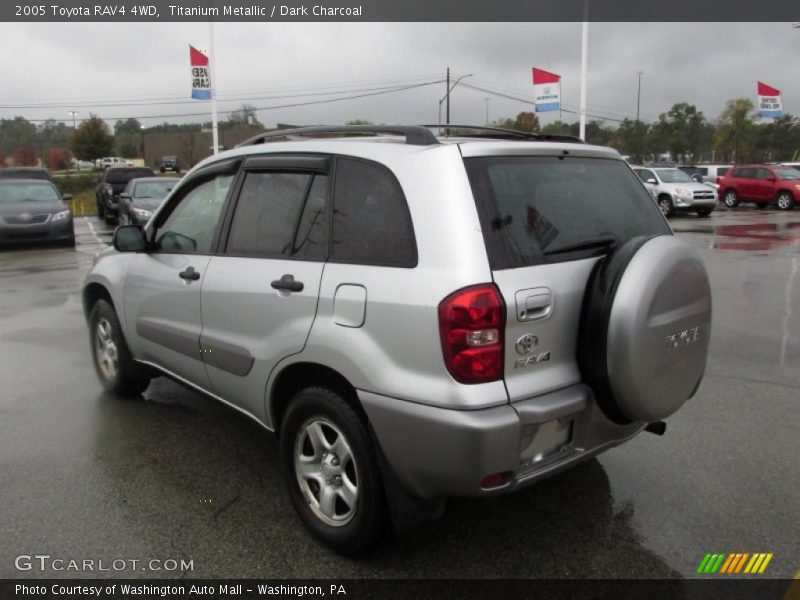 Titanium Metallic / Dark Charcoal 2005 Toyota RAV4 4WD