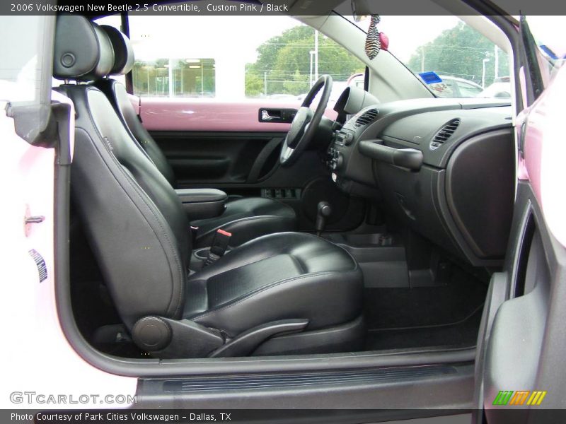 Custom Pink / Black 2006 Volkswagen New Beetle 2.5 Convertible