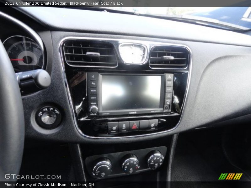 Blackberry Pearl Coat / Black 2012 Chrysler 200 Limited Sedan