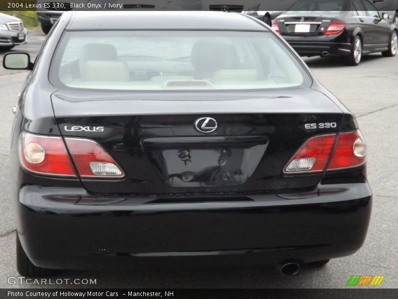 Black Onyx / Ivory 2004 Lexus ES 330