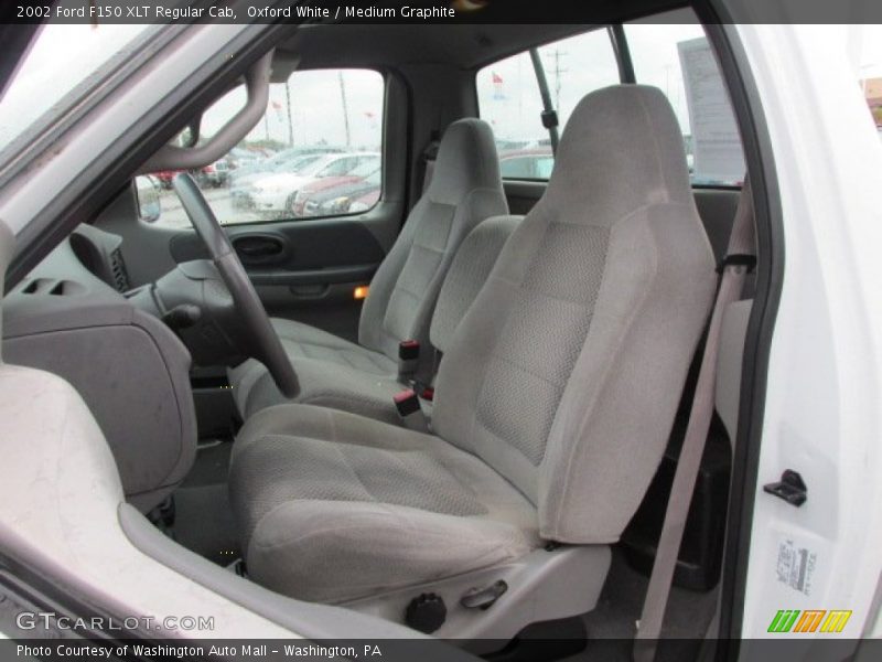 Oxford White / Medium Graphite 2002 Ford F150 XLT Regular Cab