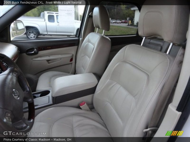 Frost White / Light Neutral 2005 Buick Rendezvous CXL