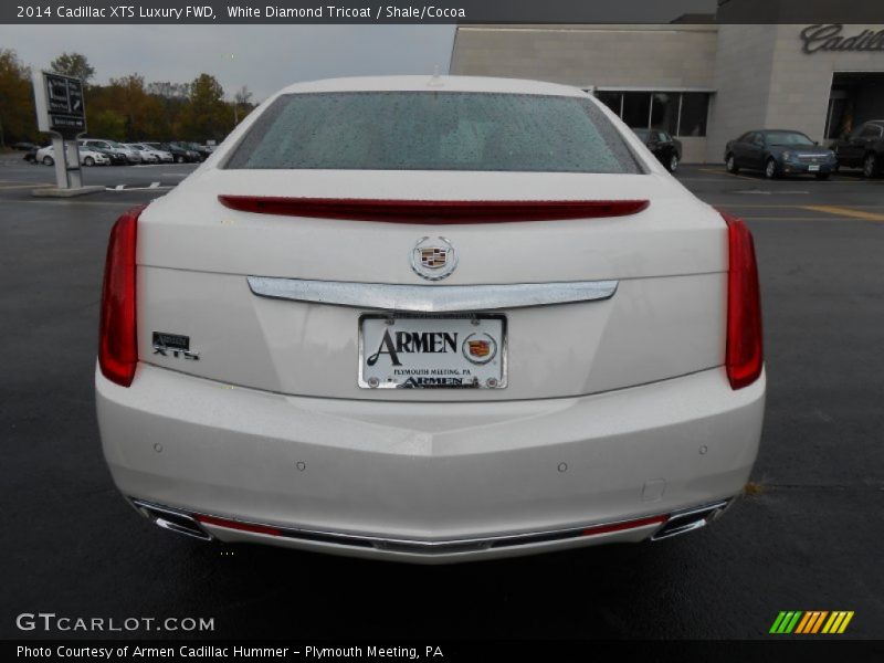White Diamond Tricoat / Shale/Cocoa 2014 Cadillac XTS Luxury FWD