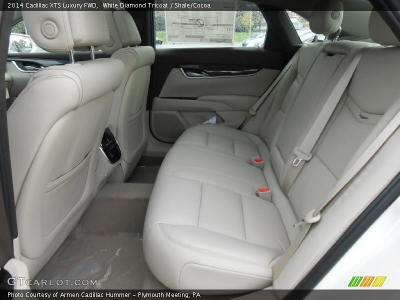 White Diamond Tricoat / Shale/Cocoa 2014 Cadillac XTS Luxury FWD