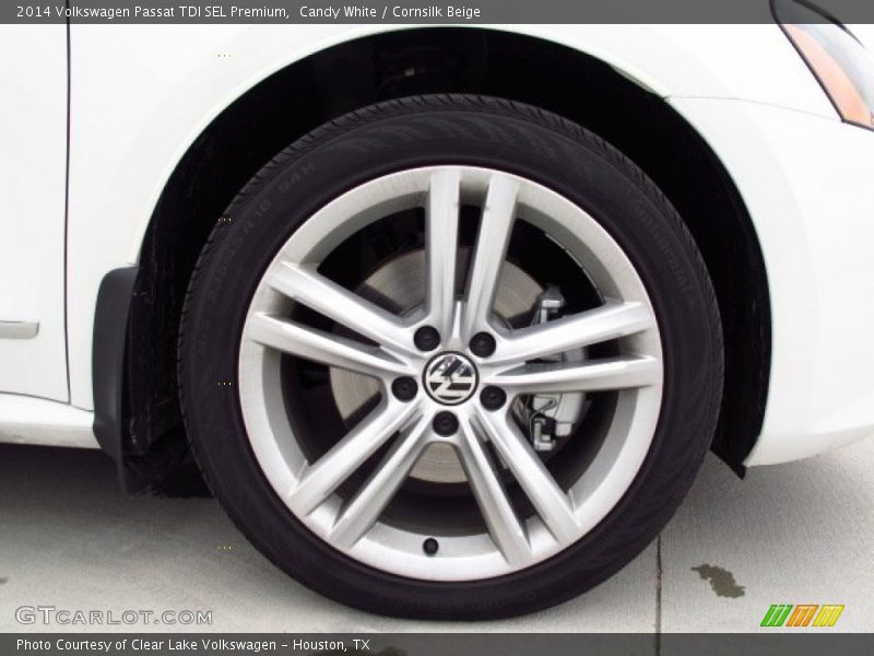 Candy White / Cornsilk Beige 2014 Volkswagen Passat TDI SEL Premium