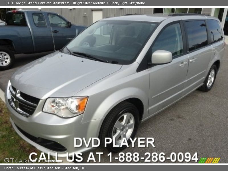 Bright Silver Metallic / Black/Light Graystone 2011 Dodge Grand Caravan Mainstreet