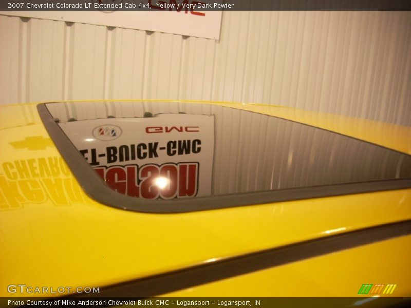 Yellow / Very Dark Pewter 2007 Chevrolet Colorado LT Extended Cab 4x4
